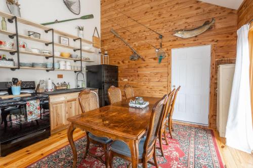 Konyha, The Timber Nook at the Rustic Retreat in Nashville (IN)