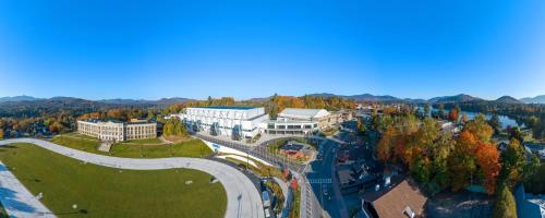 voco Saranac Lake NY - Waterfront by IHG