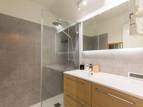 Duplex rénové 6 pers avec vue sur lac à Loudenvielle - FR-1-695-72 (Duplex renove 6 pers avec vue sur lac a Loudenvielle - FR-1-695-72) in Ludenvjēla
