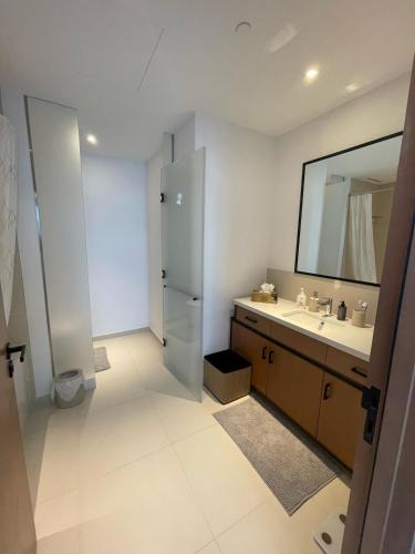 Vida Dubai Marina Apartment at Prime Location, Dubai (photo 4)