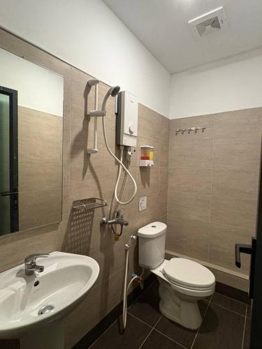 Double Room with Private Bathroom image 1
