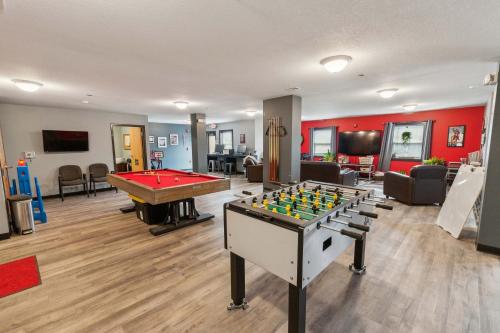 Bright and Connected Your Ideal Getaway Bright and Connected Your Ideal Getaway