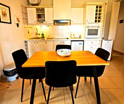 VIC- SEAFRONT Apartment Room Type - Apartment with Sea View VIC- SEAFRONT Apartment Room Type - Apartment with Sea View