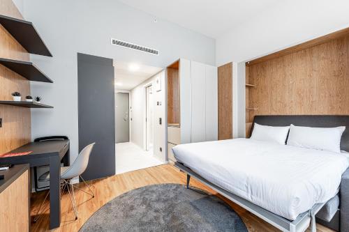 One-Bedroom Apartment image 5