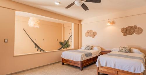 2 double beds