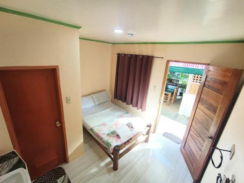 room detail thumbnail 0