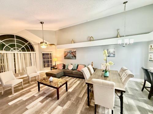 Grand Superior Condo 3BD Apartment@ Disney Parks - image 11