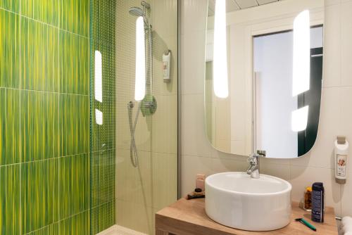 Ibis Milano Centro - image 7