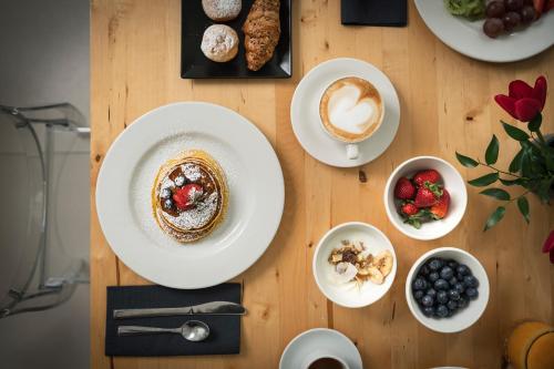 Hotel Calypso - image 5