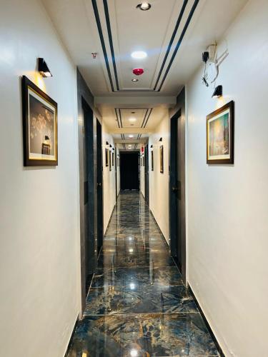 Vestabils, hotel sun sky rooms in Patan (Gujarat)