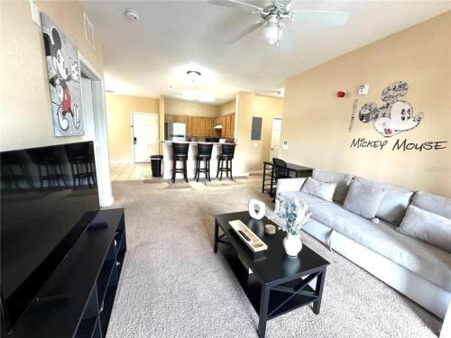 2 Bedrooms 2 Bathrooms Secret Lake 3176-204