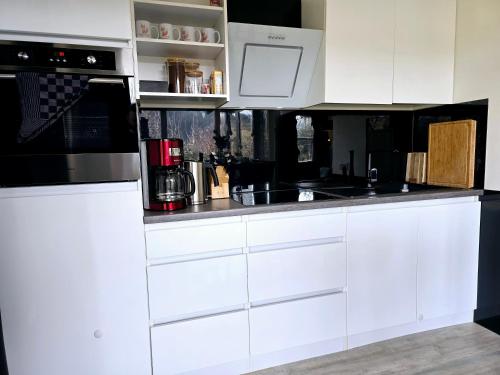 บริการและสิ่งอำนวยความสะดวก, Fuchsbau mit Kamin & Terrasse & Garten in เกรอเนบัค