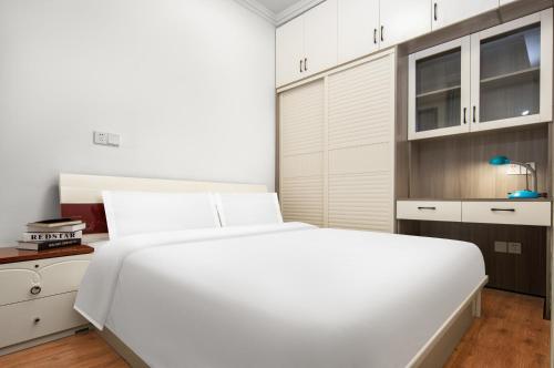 Two-Room Apartment image 8