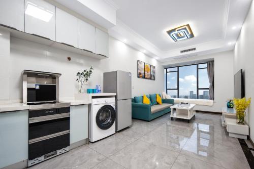 Two-Room Apartment image 9
