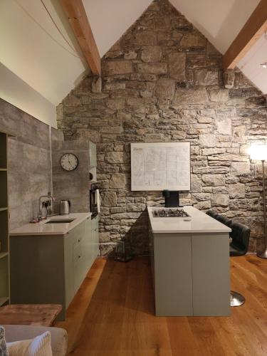 The Burren, Cozy Cottage, County Clare in Carron