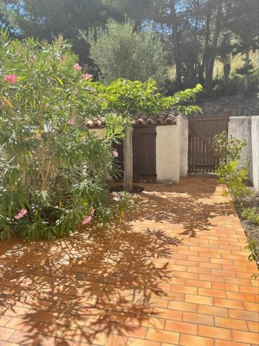 Three-Bedroom Home image 8