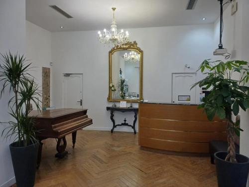 Little Palace in Nice