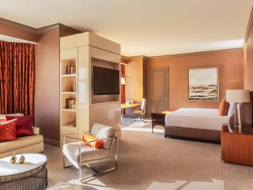 Presidential 1 BR Suite 1 King