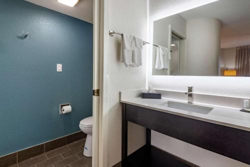 Americas Best Value Inn Salisbury - image 14