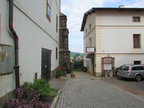 Ubytovani na hradbach - image 8