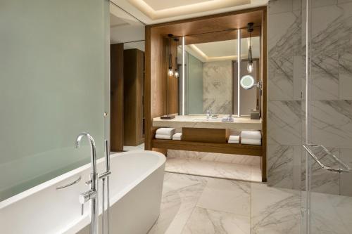 Suite, family, river view, resort view, balcony