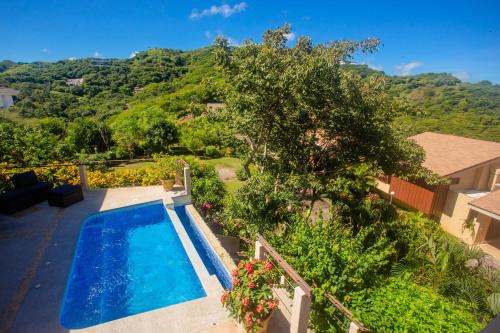 Large Family Group Retreat with Pool, Beach Access & More