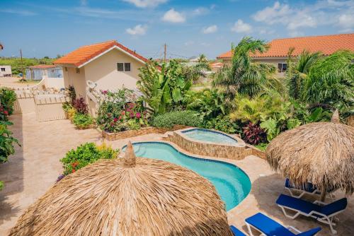 Spacious 4-bedroom apartment 2 km from Eagle beach - Dream Suites Aruba – khách sạn tại Shaba
