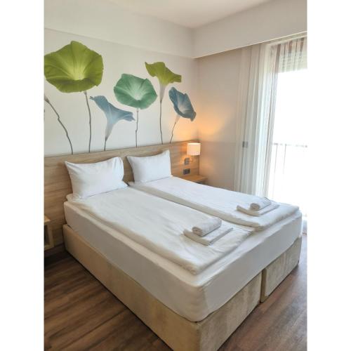 1 queen bed