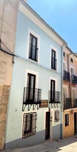 ATENEO CUENCA Suites con cocina en el casco histórico 3