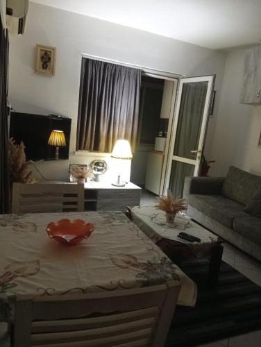 Cozzy Studio Flat, Tirana (photo 7)