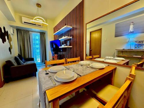 Shore 3 Residences - HTZ Haven, Manila