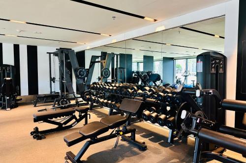 Vserve I 1 BR - Luxury Escape in Business Bay - image 10