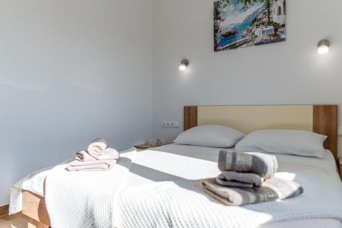 Two-Bedroom Apartment with Terrace image 10