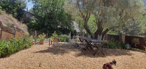 บริการและสิ่งอำนวยความสะดวก, BIENVENUE in ลา วาเลต-ดู-วาร์