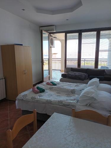 One-Bedroom Apartment room in Vuke Apartments