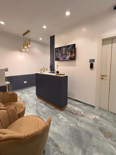 Suite 14, Scalea