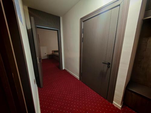 GUM University Apartment in Улан-Батор