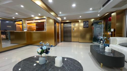 Golden Mango House Hotel