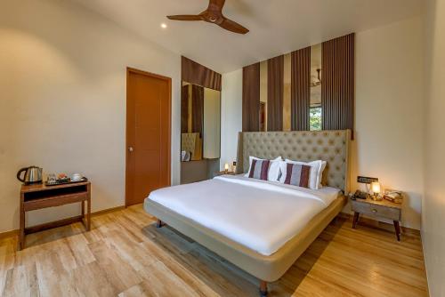 SaffronStays Hillside Harrier - Swiss-style cottages in Lonavala with balconies & bathtub near Pawna Lake