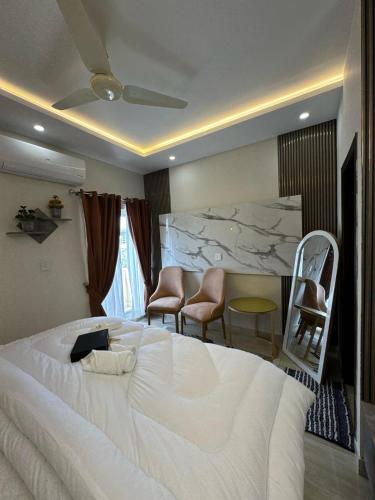 Just Move Luxury Studio APT Near ISB Int'l AIRPT - image 2