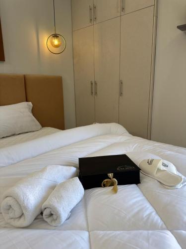 Just Move Luxury Studio APT Near ISB Int'l AIRPT - image 12