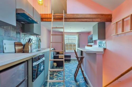 Finest Retreats - The Nest, London (photo 6)