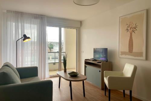 Балкон/тераса, Zenao Appart'hotels Saint-Maur-des-Fosses in Свети-Мор-Де-Фосе