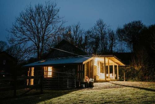 Viesnīcas āriene, Charming Barn Conversion - Idyllic Rural Retreat- Pet Friendly in Llangyndeyrn