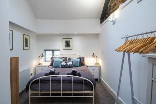 Charming Barn Conversion - Idyllic Rural Retreat- Pet Friendly in Llangyndeyrn