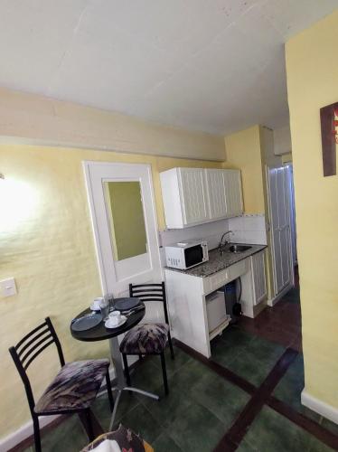 Double or Twin Room image 10