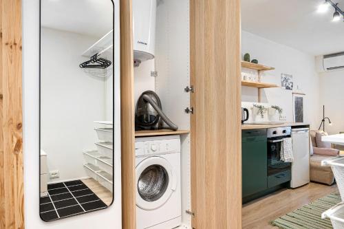 Cozy apartment with free parking in the city centre, Tallinn (photo 10)