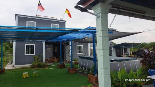 Laman Abah Staycation