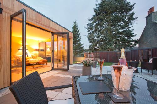 A szálláshely kívülről, The Invergarry - Royal Deeside Luxury 5 star Couples Retreat with Hot Tub, Aboyne in Aboyne