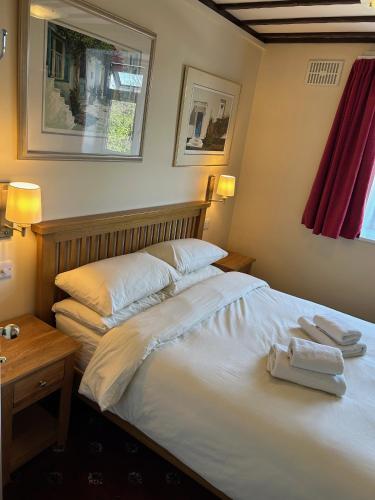 Oakwood Bed and Breakfast Heathrow - image 9